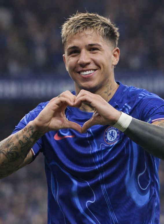 亿元先生亲口辟谣却藏玄机:心向皇马还是困于伦敦?切尔西的“薪资牢笼”正锁死未来 亿元先生亲口辟谣却藏玄机:心向皇马还是困于伦敦?切尔西的“薪资牢笼”正锁死未来